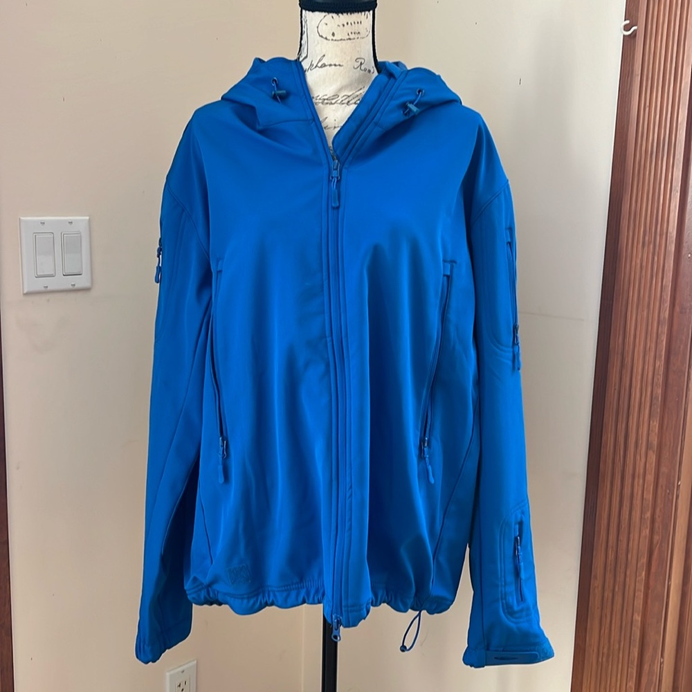 Rain Resistant Jacket | Size: L